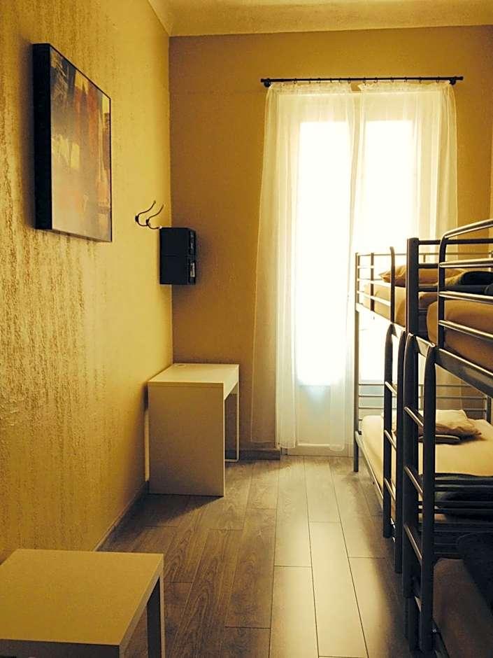 Cama en habitación compartida mixta de 4 camas